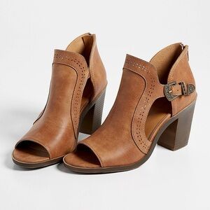 Maurices Rumor open toe side buckle bootie ankle boots